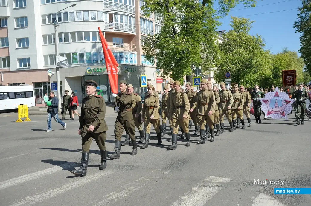 9 мая 2023 года. Бобруйск празднует День Победы. Шествие.