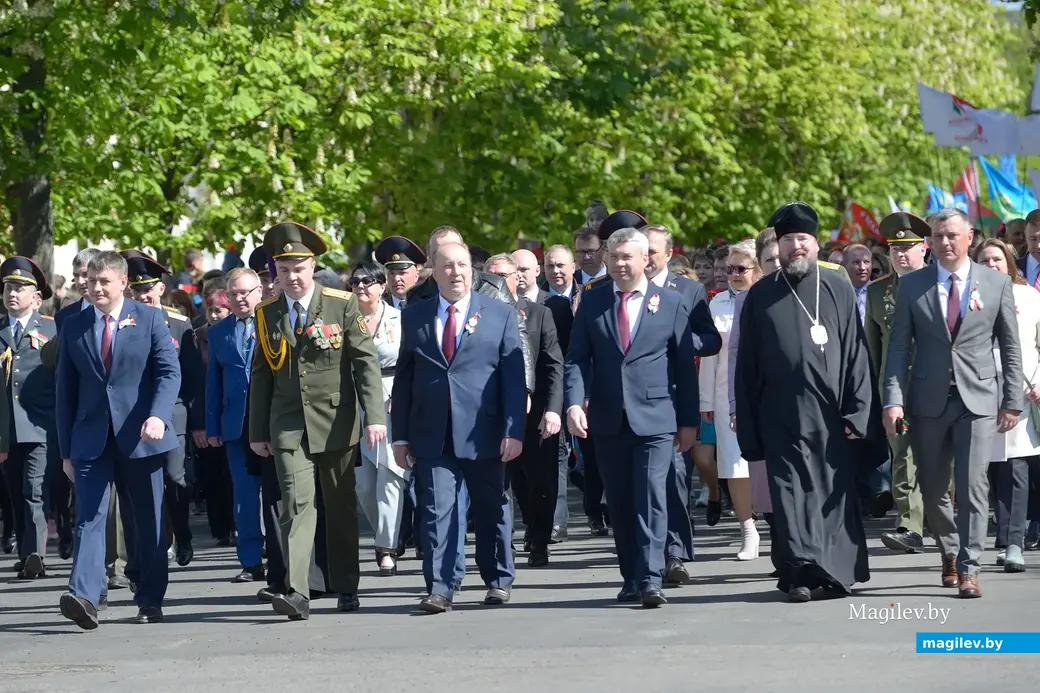 9 мая 2023 года. Бобруйск празднует День Победы. Шествие.