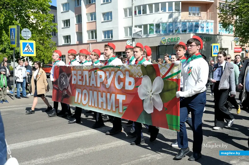 9 мая 2023 года. Бобруйск празднует День Победы. Шествие.