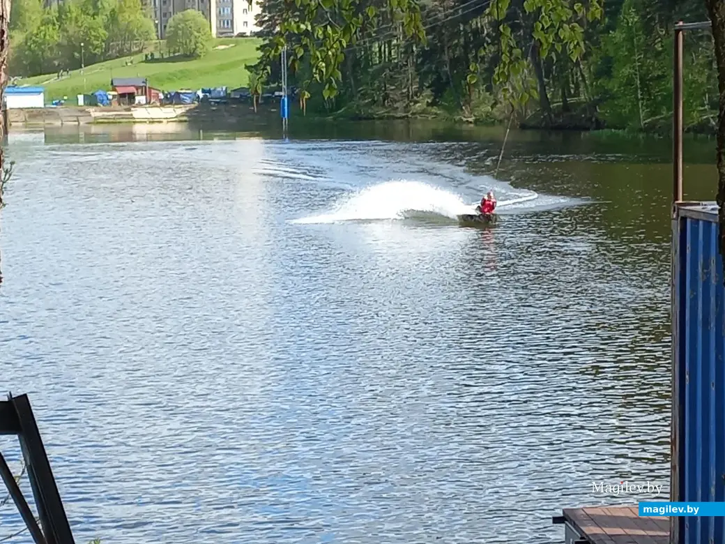 9 мая 2023 года. Концерт, аттракционы и сладкая вата: праздник в Печерском лесопарке Могилева.