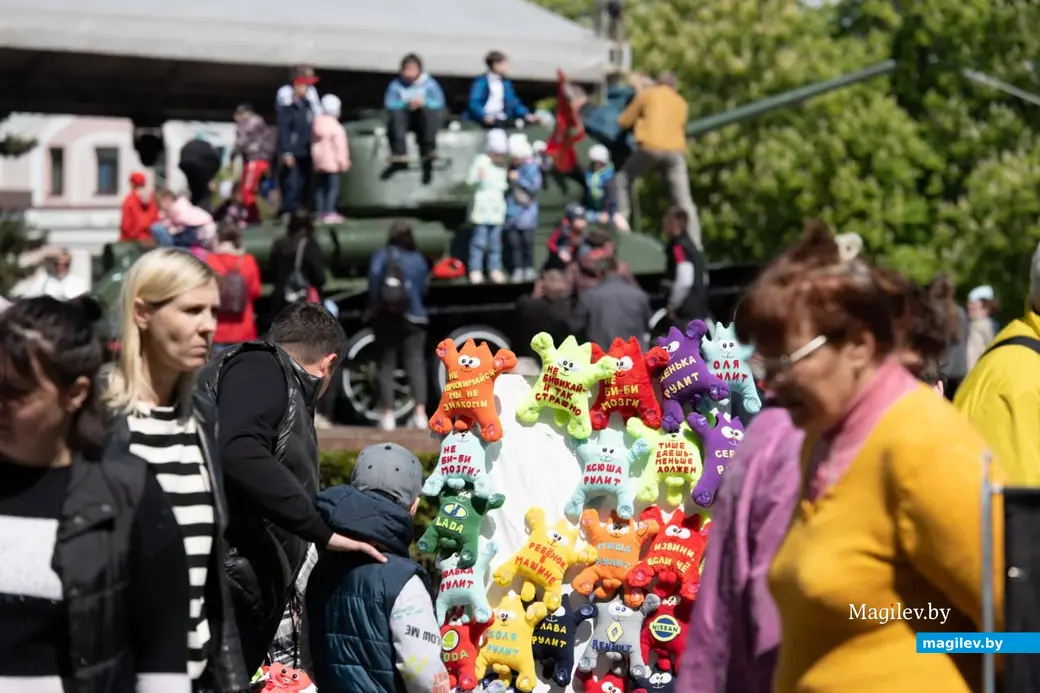 Бобруйск, площадь Победы, 9 мая 2023 года. Особенный праздник. Фото Татьяны Удодовой.