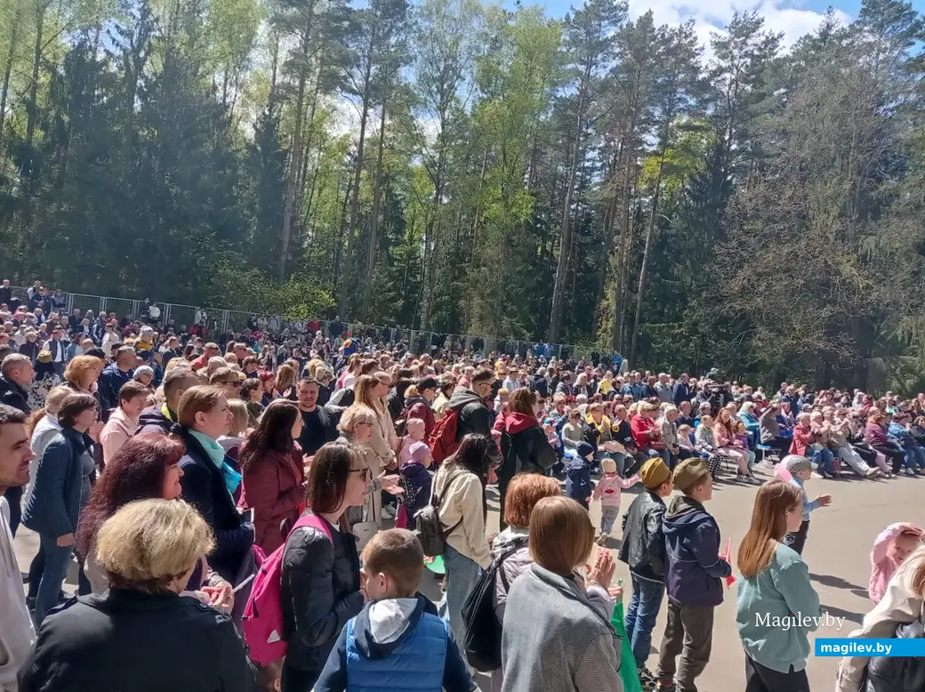 9 мая 2023 года. Концерт, аттракционы и сладкая вата: праздник в Печерском лесопарке Могилева.