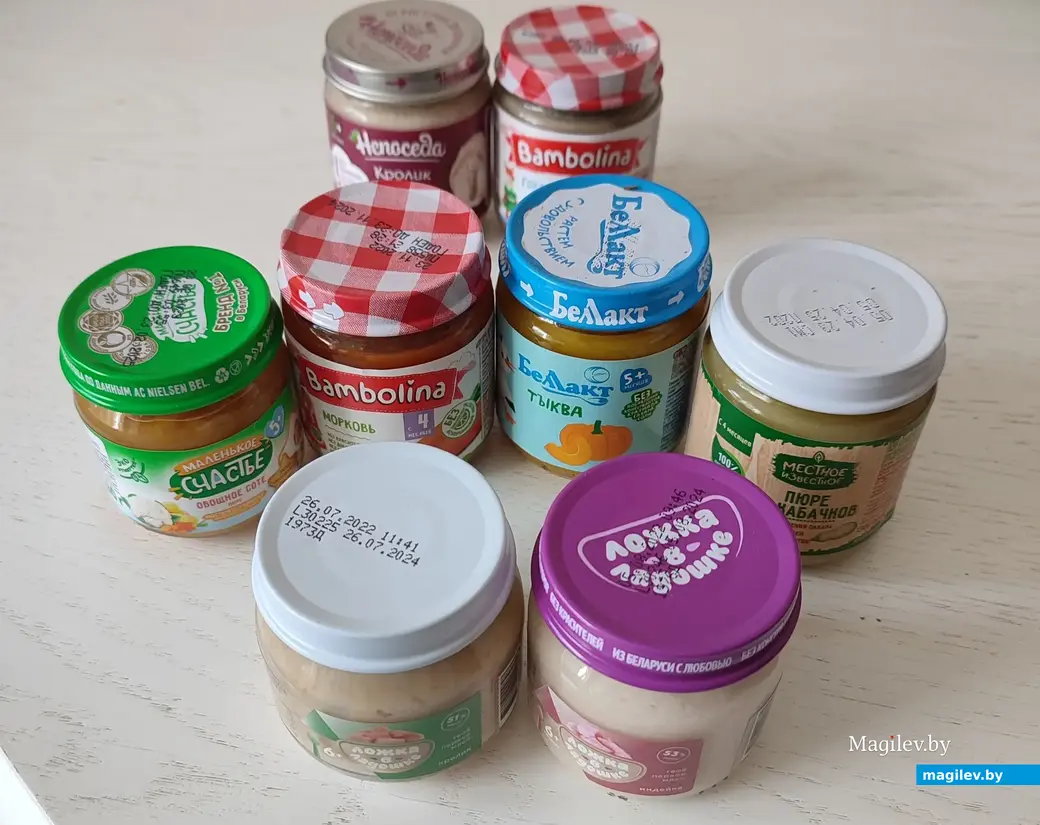 Чаще всего стараюсь ловить акции в «Детмире» или «Острове чистоты» и покупать питание хоть с небольшой, но скидкой.