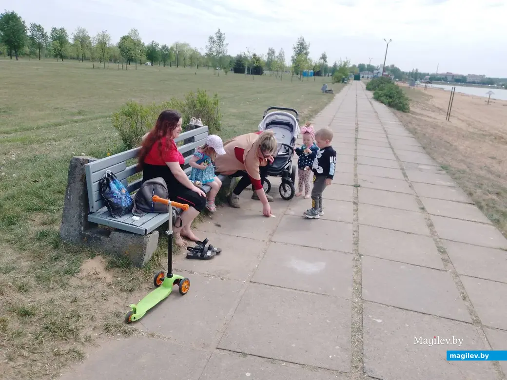 Пляж на Святом озере (Гребенеское водохранилище). Могилев, 17.05.2023 г.