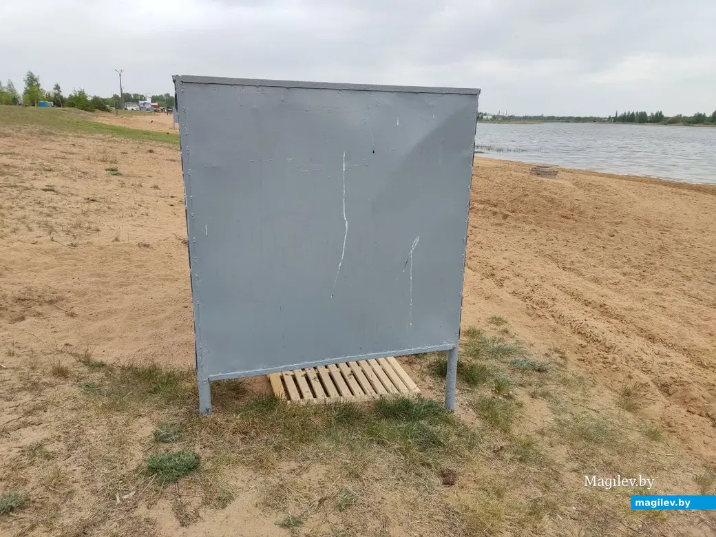 Пляж на Святом озере (Гребенеское водохранилище). Могилев, 17.05.2023 г.