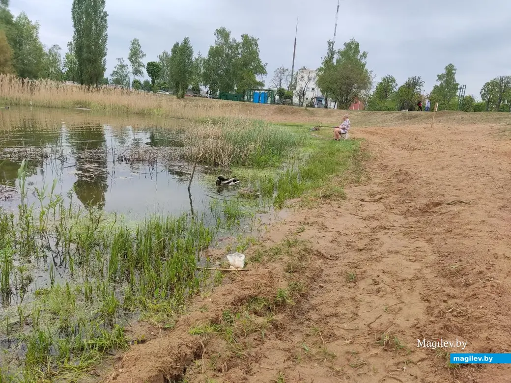 Пляж на Святом озере (Гребенеское водохранилище). Могилев, 17.05.2023 г.