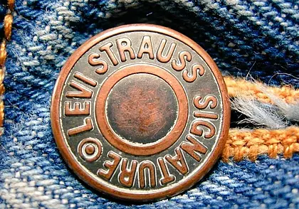 Под запрет попали даже пуговицы. США ограничили экспорт в Беларусь более тысячи товаров