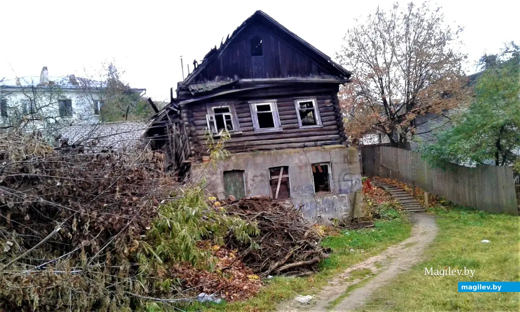 Клубный овраг, дом №14. Могилев 2016 год.