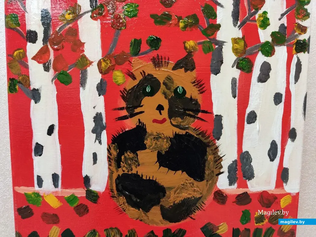 Работы воспитанников глусского творческого объединения «АРТ-Кроха» на выставке в ДК области. Могилев, 20.05.2023 г