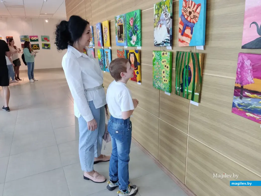 Анна Касько и один из ее сыновей – девятилетний Алеша. Могилев, 20.05.2023 г.