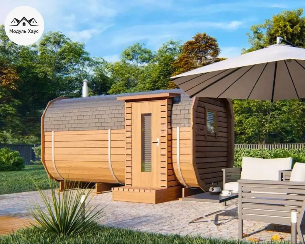 Одна из моделей бани квадро-бочки самого популярного размера 4 м х 2.5 м. Спроектирована с дровяной печью.