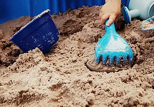 Могилевские эпидемиологи в детских песочницах города обнаружили кишечную палочку