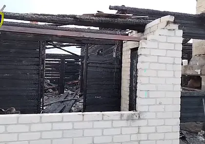 В Пинском районе при пожаре погибли мать с двумя малолетними детьми