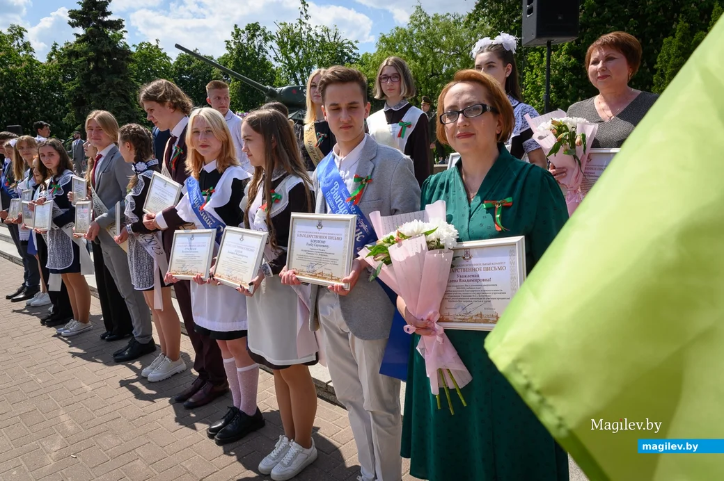 25.05.2023. Бобруйск. Последний звонок 2023. Площадь Победы.