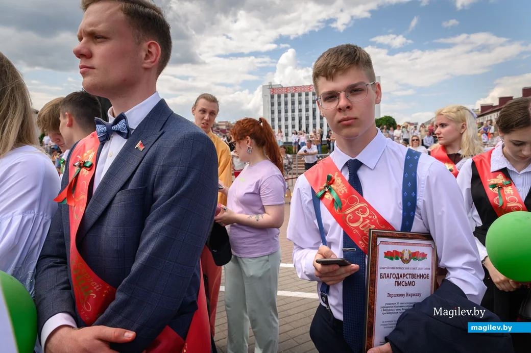 25.05.2023. Бобруйск, площадь Ленина. Последний звонок 2023.