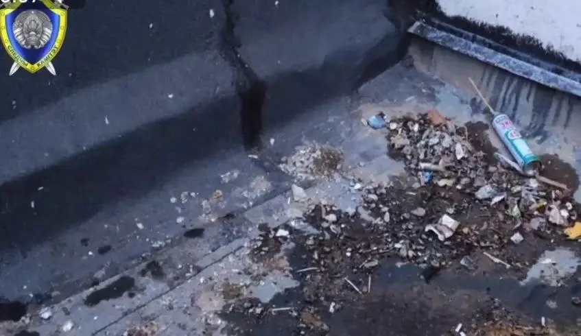 Апрель 2023 г. Скриншот из видео Следственного комитета. Именно здесь больше часа простоял пакет с девочкой холодной апрельской ночью.