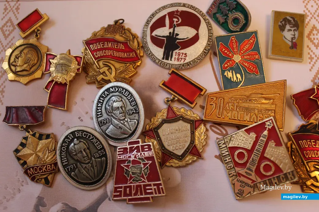 Коллекция значков.