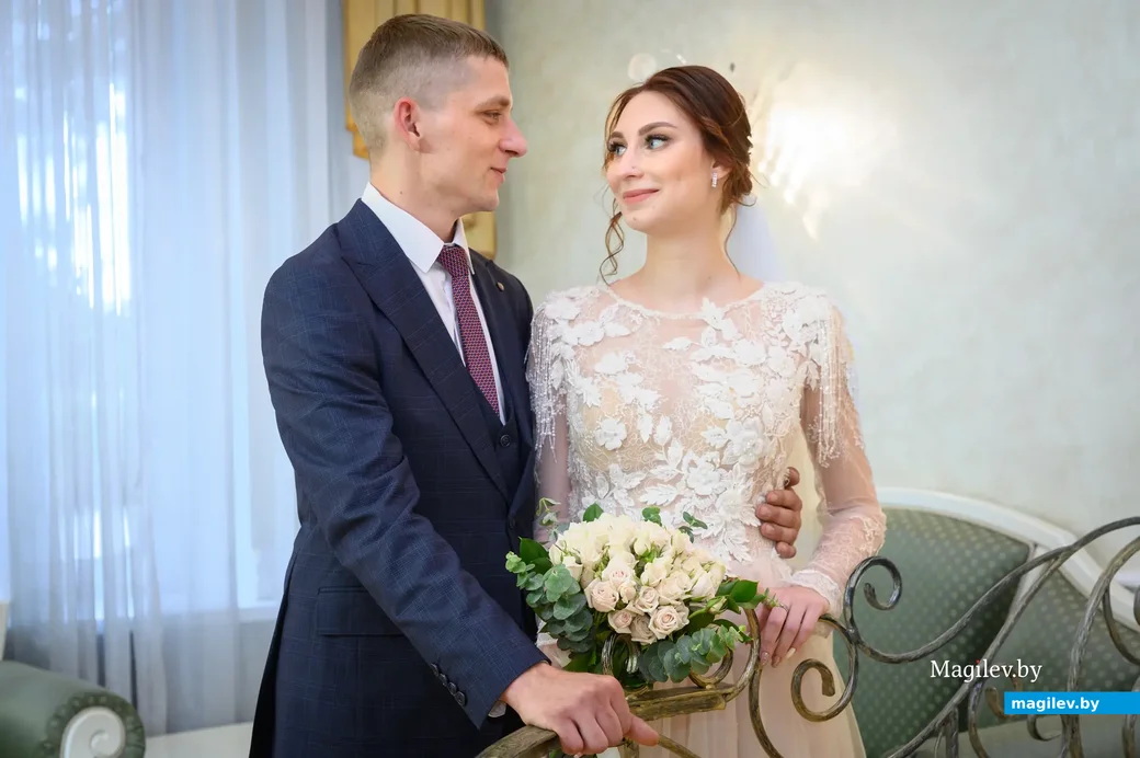 02.06.2023. Отдел загс Бобруйского горисполкома. Свадебная пара. Лиана и Олег
