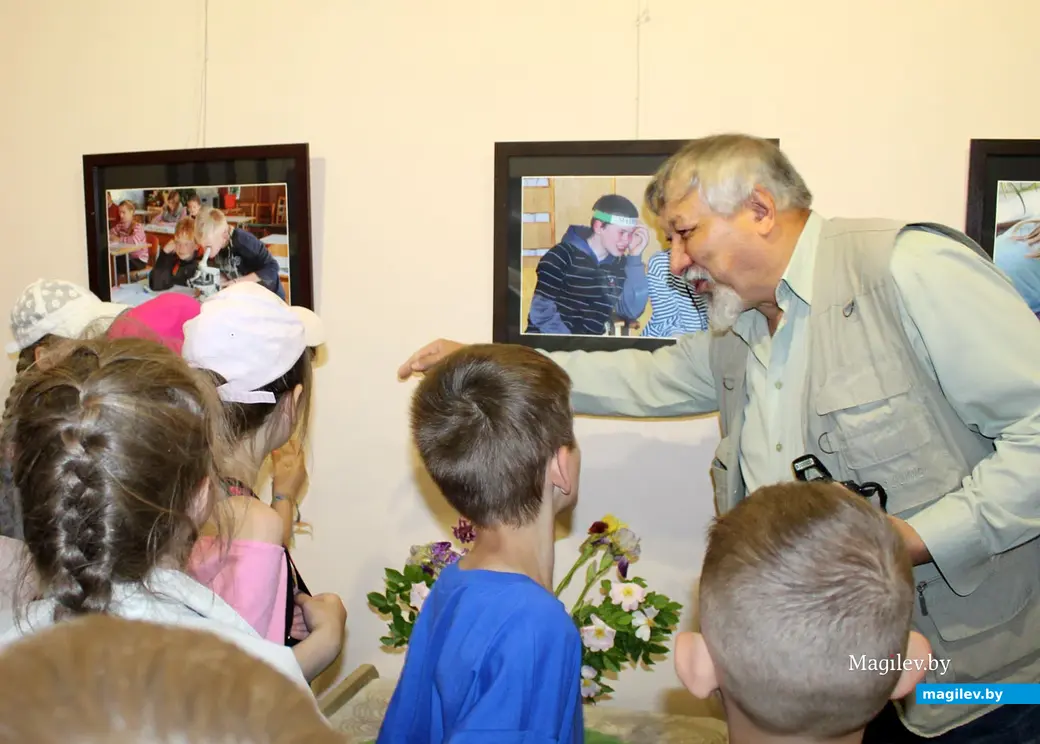 Выставка работ могилевского фотографа Николая Коржова в музее этнографии Могилева. 1 июня 2023 года.