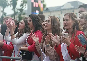 В Могилеве прошел «Звездный выпускной» с участием Бузовой и других артистов