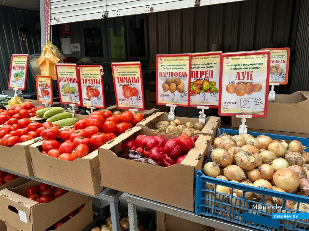 Картинки, к сожалению, действительности соответствовали не всегда. Бобруйск, рынок «Центральный», 10.06.2023 г.