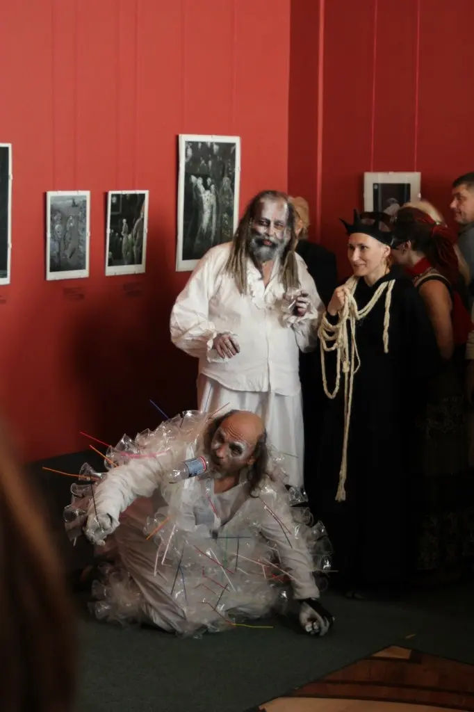 Жан Мельников с артистами творческой мастерской «3.14» (Санкт- Петербург).