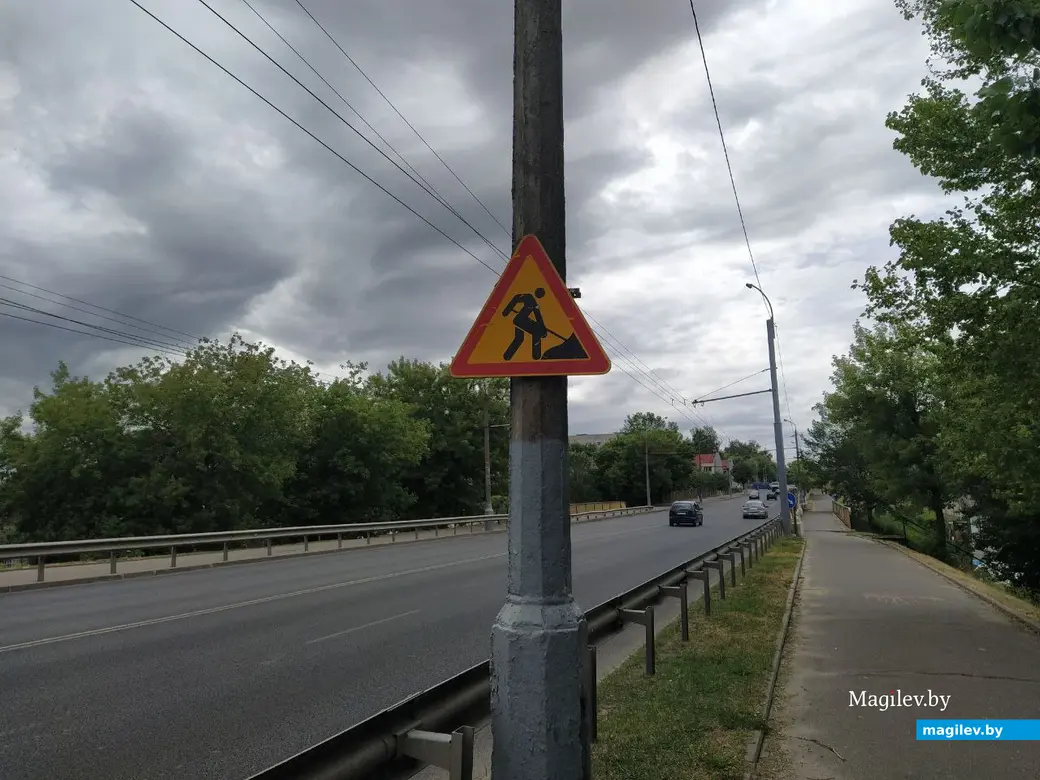 Подъезд к путепроводу по улице Челюскинцев через улицу Заводскую. Могилев. 13 июня 2023 года.