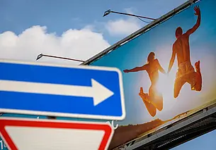 «Меня тревожит даже обычный поход на работу...» Как побороть свои страхи, советует психолог