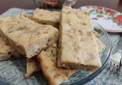 Готовим сами: пирог с курицей и зеленым луком