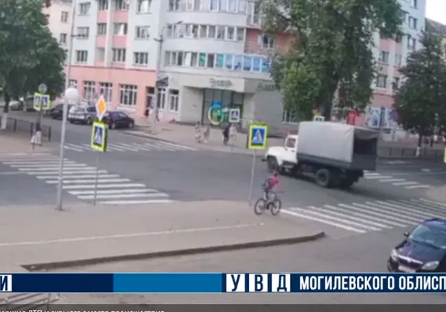 Водитель в Бобруйске совершил ДТП и скрылся с места происшествия