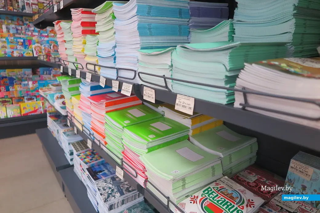 Июнь 2023 г. Могилев, пр.Мира. Вместо обанкротившейся ОАО «Могилевсоюзпечать» в город пришла национальная сеть распространения прессы «Белсоюзпечать».