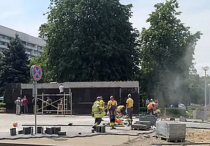 Что строят напротив главпочтамта Могилева? Строят доску почета Фотофакт