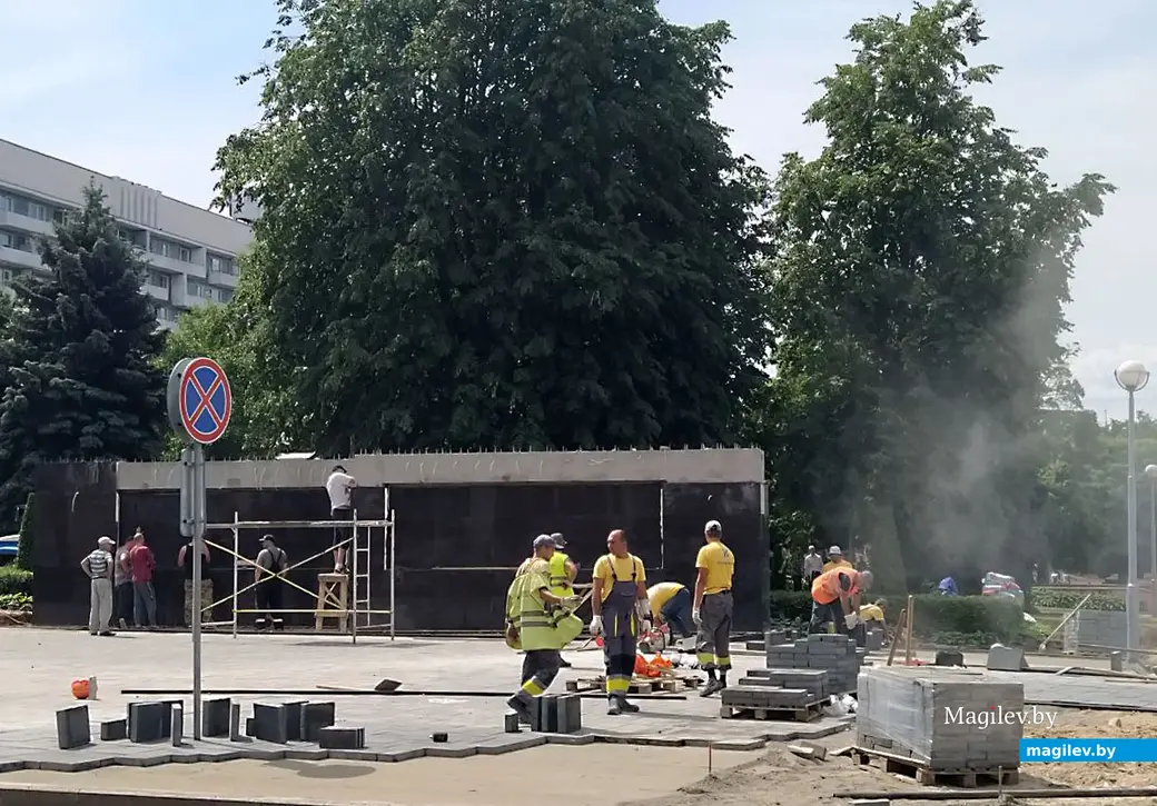 Стройка напротив главпочтамта Могилева. 21 июня 2023 года.