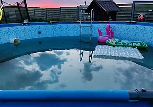 Полуторагодовалая девочка утонула в каркасном бассейне под Минском