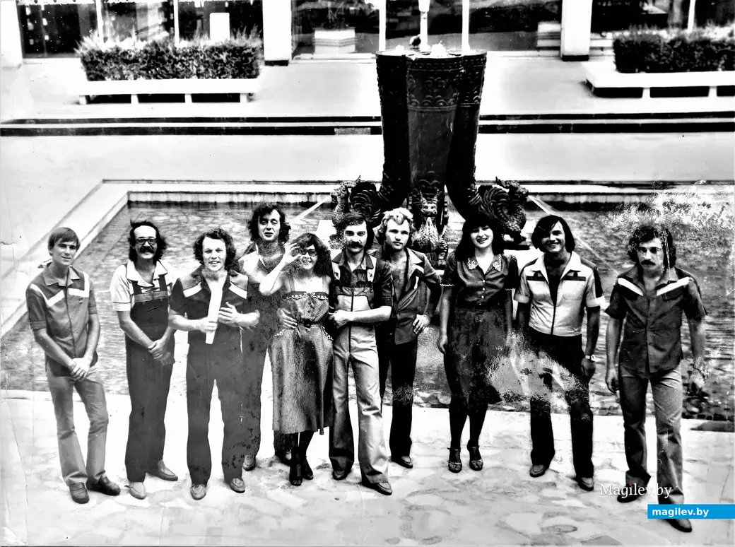 Сергей Грумо (крайний слева) в составе ВИА «Верасы». 1980 г.