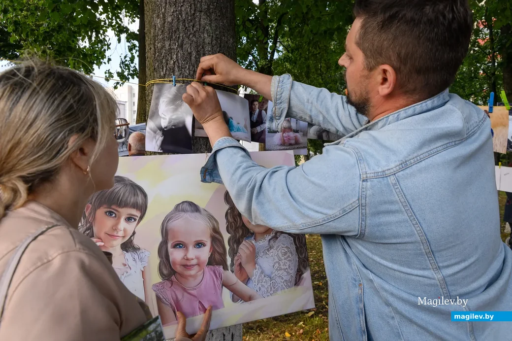29.06.2023. Сквер трудовой славы. Фотосушка (любительская фотовыставка) на открытом воздухе