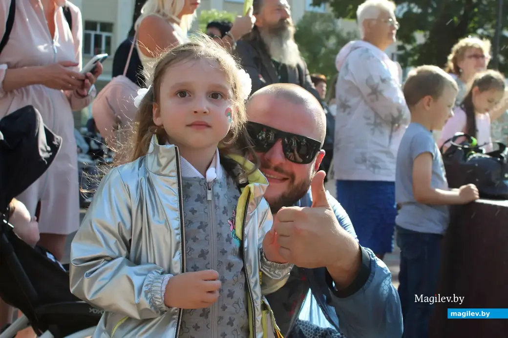 Фонтан в Театральном сквере Могилева. 30 июня 2023 года.