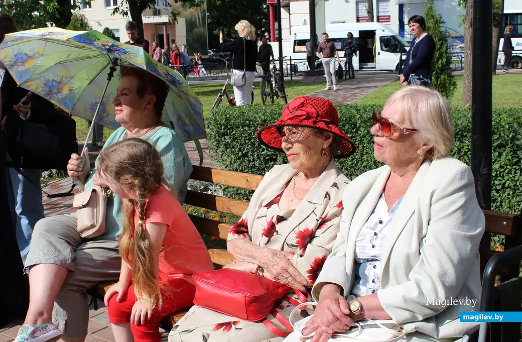 Фонтан в Театральном сквере Могилева. 30 июня 2023 года.