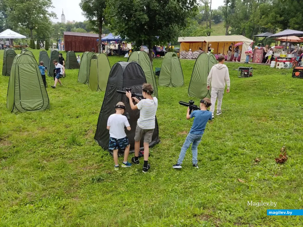Праздник в рамках Дня города в парке в Подниколье. Могилев, 1.07.2023 г.