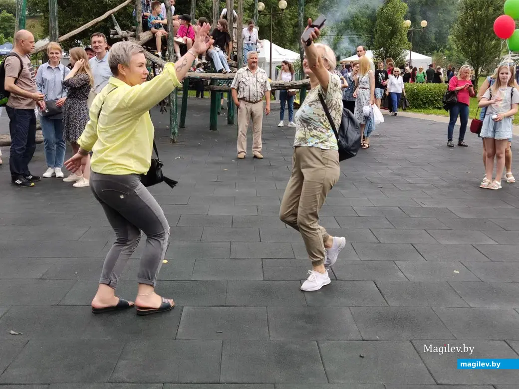 Праздник в рамках Дня города в парке в Подниколье. Могилев, 1.07.2023 г.