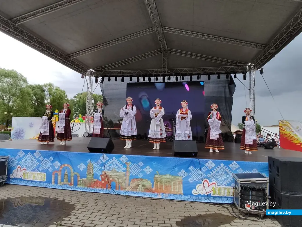 Праздник в рамках Дня города в парке в Подниколье. Могилев, 1.07.2023 г.