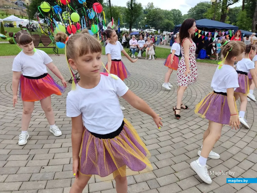 Праздник в рамках Дня города в парке в Подниколье. Могилев, 1.07.2023 г.