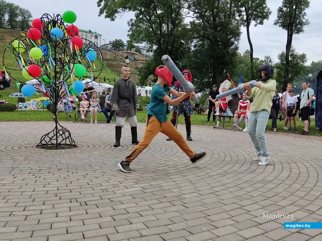 Праздник в рамках Дня города в парке в Подниколье. Могилев, 1.07.2023 г.