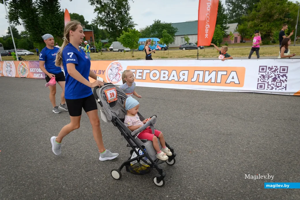 01.07.2023. Легкоатлетический пробег «Бобруйская десятка». Семейный забег