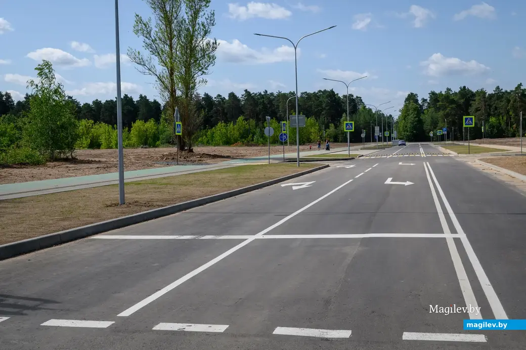 03.07.2023. улица Наумова, Первомайский район, Бобруйск, Могилёвская область, 213825, Беларусь. Торжественное открытие участка дороги по улице Наумова