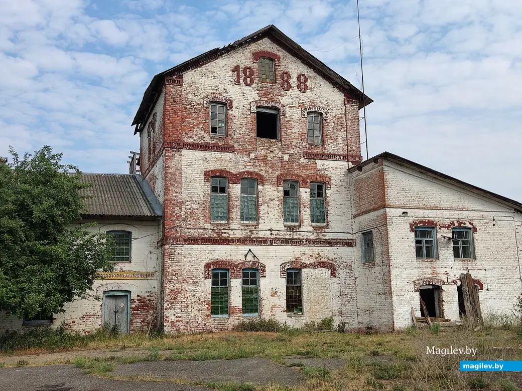Агрогородок Заволочицы, Глусский район, Могилевская область. Спиртзавод. Июнь 2023 г