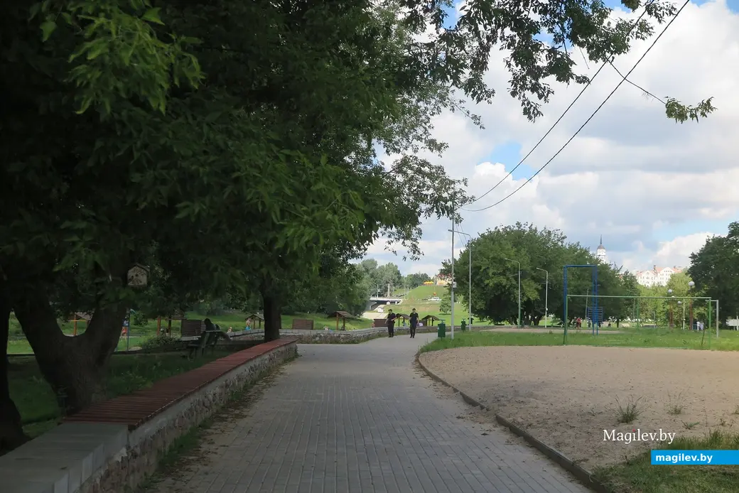 9.07.2023 г. Могилев, городской пляж. Милиция следит за порядком.