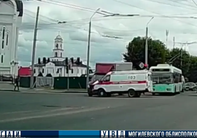 ДТП в Могилеве: столкновение скорой и ГАЗели. Видео