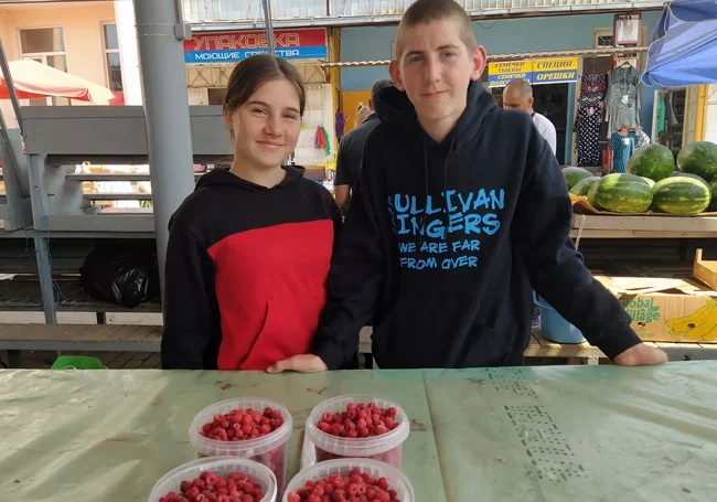 Что почем? Изучили, на каком рынке в Могилеве выгоднее покупать ягоды для варенья