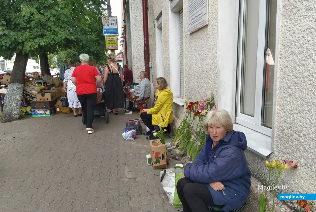 Привокзальный рынок в Могилеве. 13 июля 2023 года.